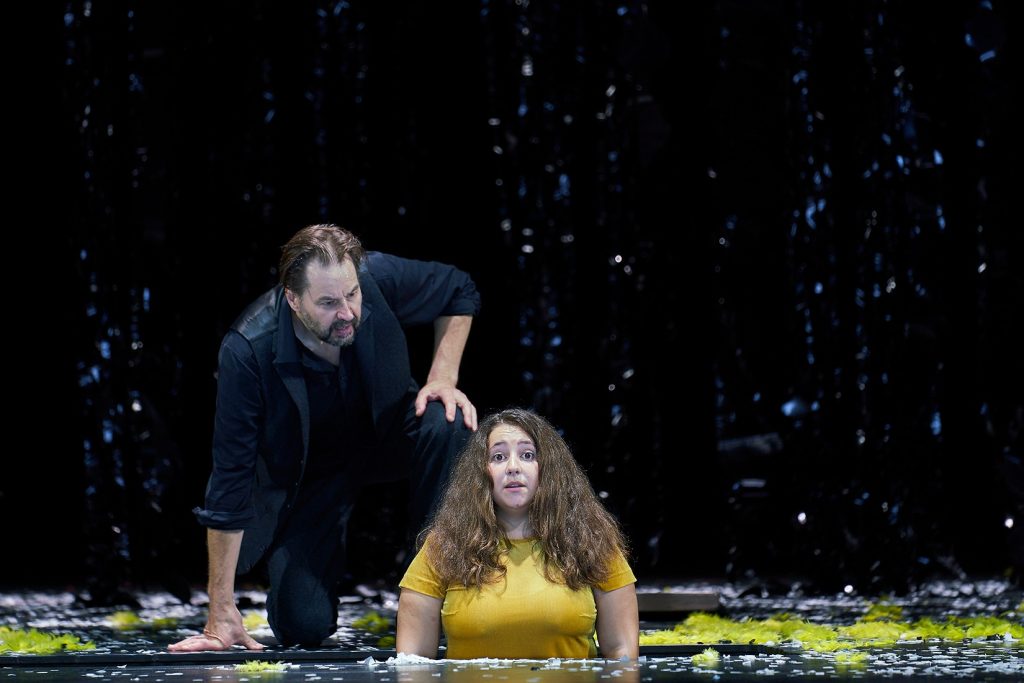 Leoš Janáček: Příhody lišky Bystroušky, Barcelona, Gran Teatre del Liceu – Peter Mattei (foto David Ruano)