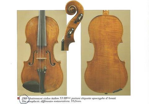 Foto houslí z katalogu aukční síně Vichy Enchères v roce 2006 (zdroj The Strad)