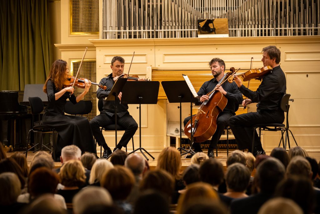 Komorně v Besedním domě: Salieri a jeho žáci, 12. listopadu 2025, Besední dům – Marie Petříková Jan Rybka, Lukáš Svoboda a Petr Pšenica (foto Jakub Joch)