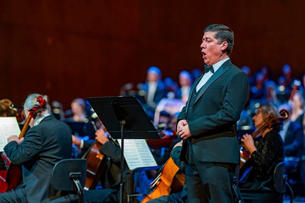 Vincenzo Bellini: Norma, 18. listopadu 2025, Státní opera – Iurie Maimescu a Orchestr Státní opery (foto Václav Hodina)