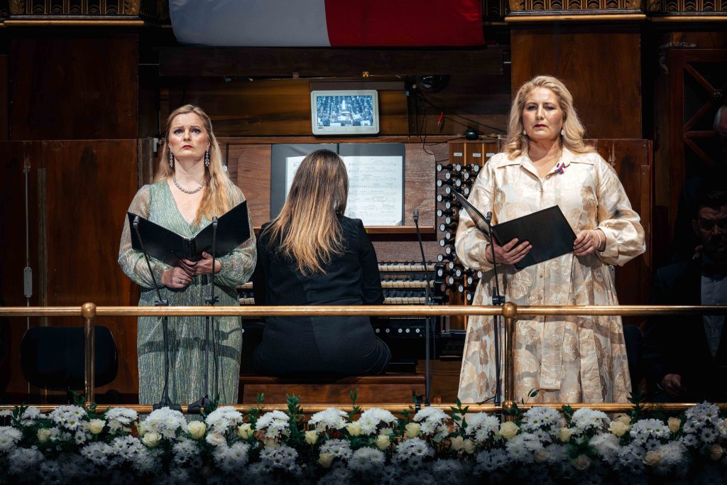 Česká filharmonie: Koncert pro svobodu a demokracii, 16. listopadu 2025, Rudolfinum, Dvořákova síň – Lucy Crowe a Okka von der Damerau (zdroj Česká filharmonie)