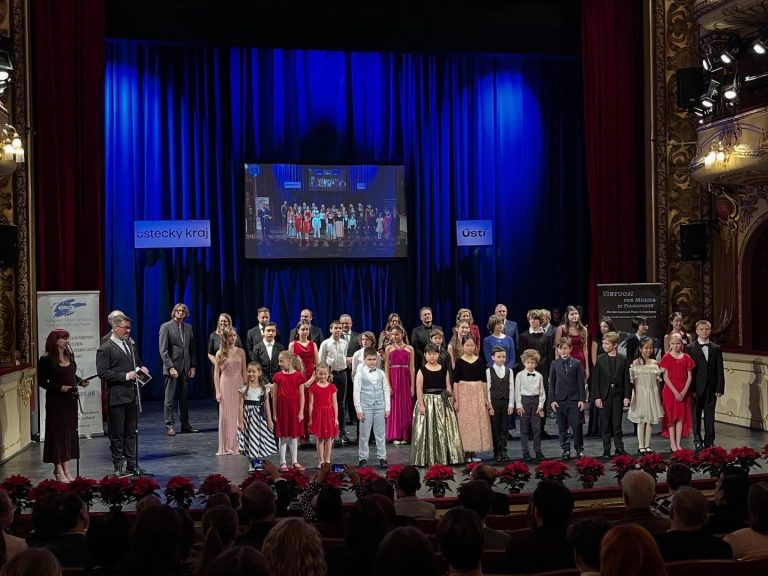 Vyhlášení vítězů mezinárodní klavírní soutěže Virtuosi per musica di pianoforte, 28. listoapdu, Ústí nad Labem (zdroj Virtuosi per musica di pianoforte)