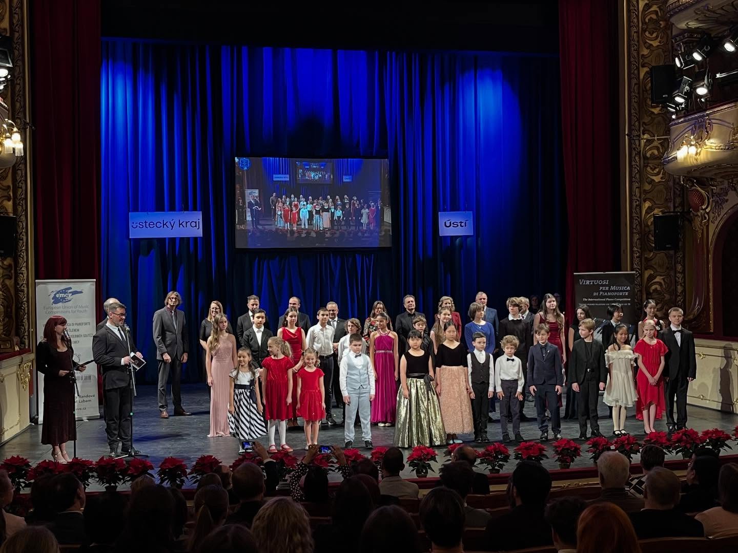 Vyhlášení vítězů mezinárodní klavírní soutěže Virtuosi per musica di pianoforte, 28. listoapdu, Ústí nad Labem (zdroj Virtuosi per musica di pianoforte)