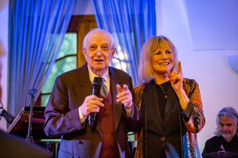 Festival Jarmily Novotné: Adventní koncert 1. 12. 2024 – Jiří Suchý a Jitka Molavcová (zdroj Zámek Liteň)