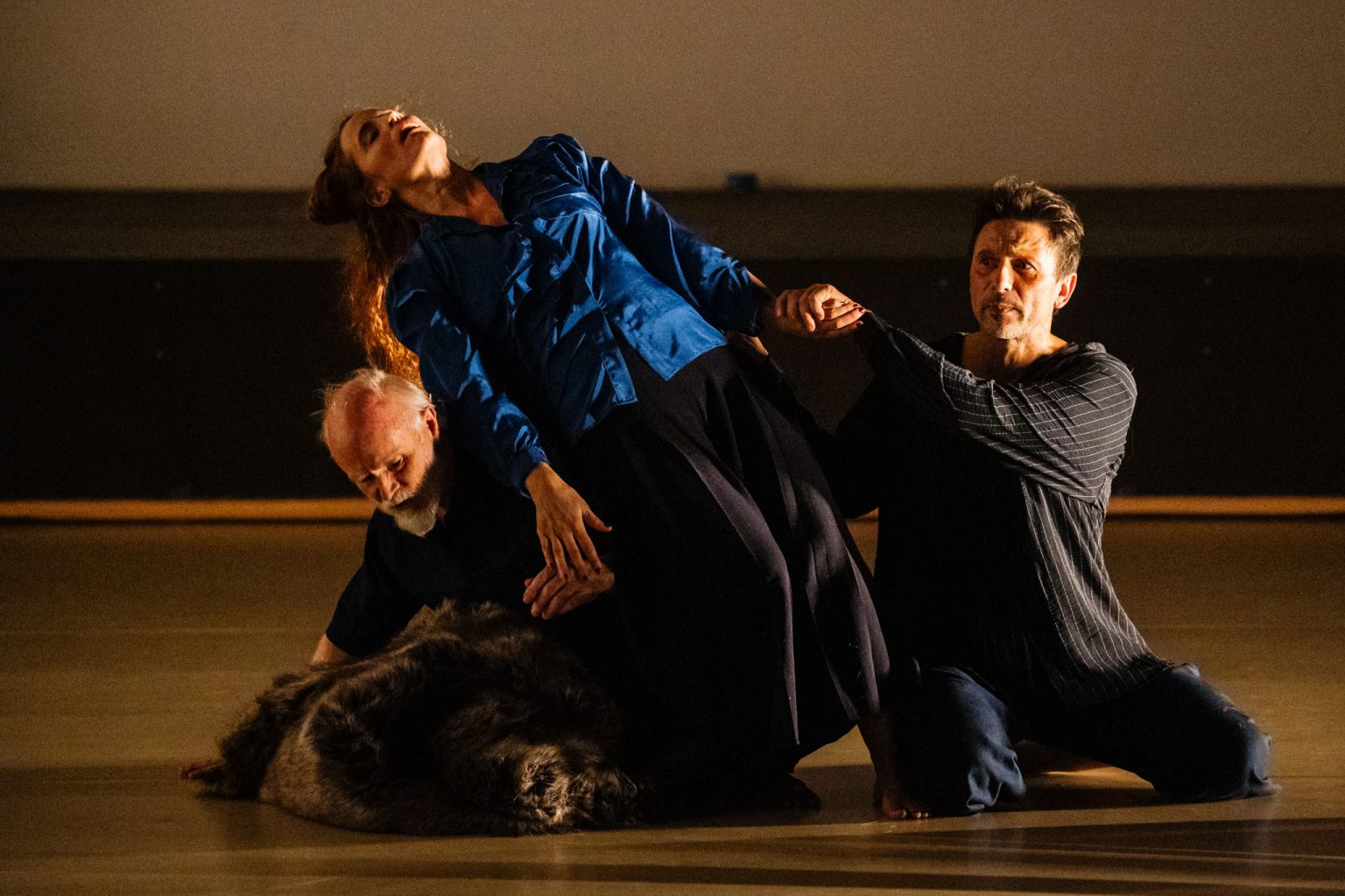 Julyen Hamilton: WOLVES, 6. listopadu 2025, Žižkostel, Praha (foto Tomáš Hejzlar)