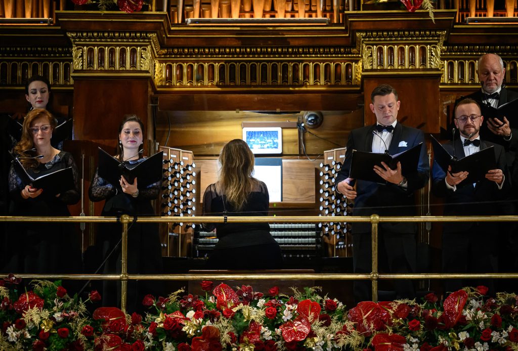 Adventní koncert Pražského filharmonického sboru: Pražský filharmonický sbor, Daniela Valtová Kosinová, 13. prosince 2025, Rudolfinum (zdroj Pražský filharmonický sbor, foto Petra Hajská)