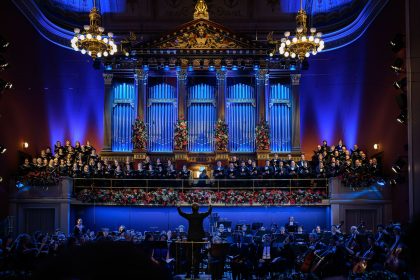 Adventní koncert Pražského filharmonického sboru: Lukáš Vasilek, Prague Philharmonia, Pražský filharmonický sbor, 13. prosince 2025, Rudolfinum (zdroj Pražský filharmonický sbor, foto Petra Hajská)