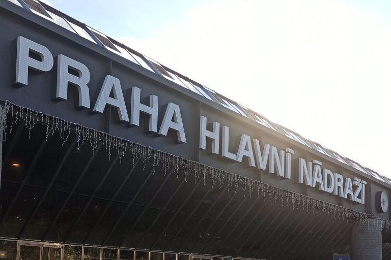 Hlavní nádraží Praha (foto Zuzana Navrátilová)
