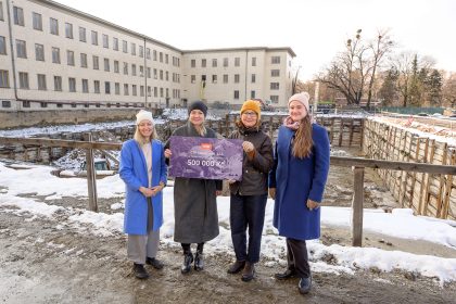 Symbolické předání daru CTP Invest na staveništi koncertního sálu (zdroj Koncertní sál Ostrava)