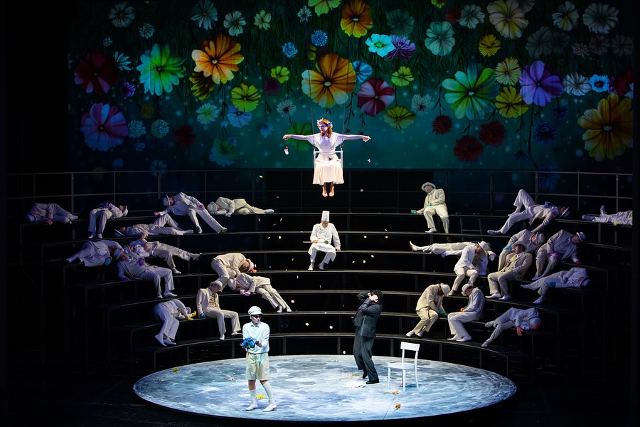 Leoš Janáček: Výlety páně Broučkovy,Tiroler Landestheater, Innsbruck –sbor Tiroler Landestheater (foto Nurith Wagner-Strauss)