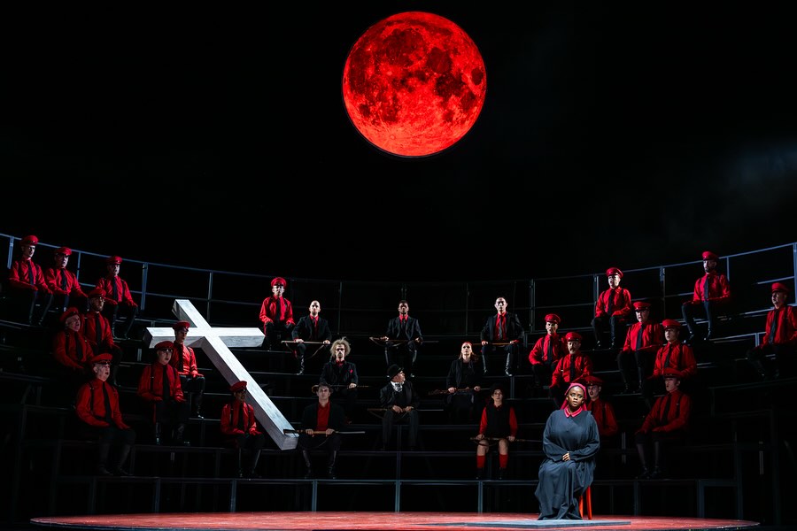 Leoš Janáček: Výlety páně Broučkovy,Tiroler Landestheater, Innsbruck –sbor Tiroler Landestheater (foto Nurith Wagner-Strauss)