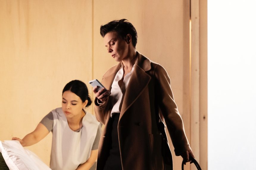 Leoš Janáček: Věc Makropulos, Royal Opera House, Londýn – Aušrinė Stundytė (foto Camilla Greenwell)