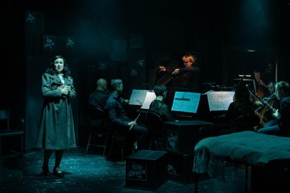 Grigorij Samujlovič Frid: Deník Anny Frankové, Jihočeské divadlo České Budějovice (zdroj Jihočeské divadlo České Budějovice, foto Hynek Glos)