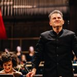 Symfonický orchestr Českého rozhlasu: Mahlerova Druhá, 12. ledna 2026, Obecní dům, Praha – Tomáš Hanus (foto Matěj Komár)