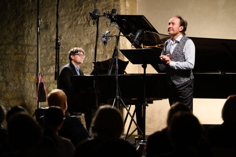 Schubertova Winterreise, 28. ledna 2026, Anežský klášter – Miroslav Sekera, Roman Janál (foto Karel Šuster)