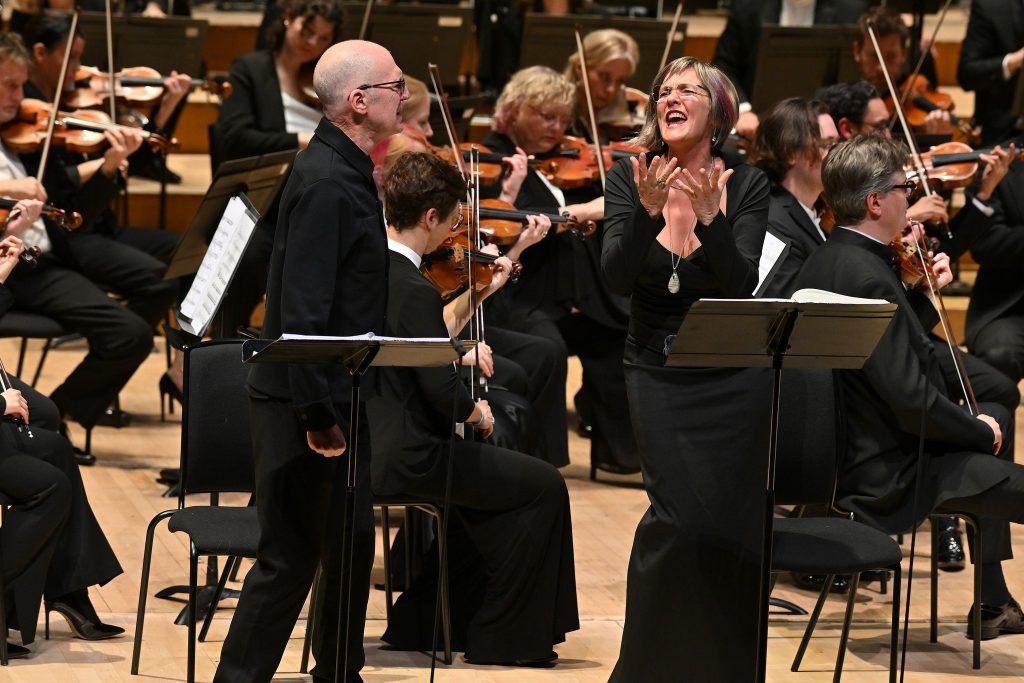 Leoš Janáček: Věc Makropulos, 15. ledna 2026, Barbican Centre, Londýn – Alan Oke, Marlis Petersen a London Symphony Orchestra (foto Mark Allan)