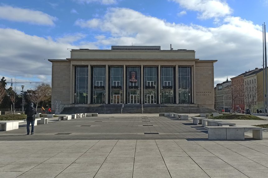 Národní divadlo Brno – Janáčkovo divadlo (foto Zuzana Navrátilová)