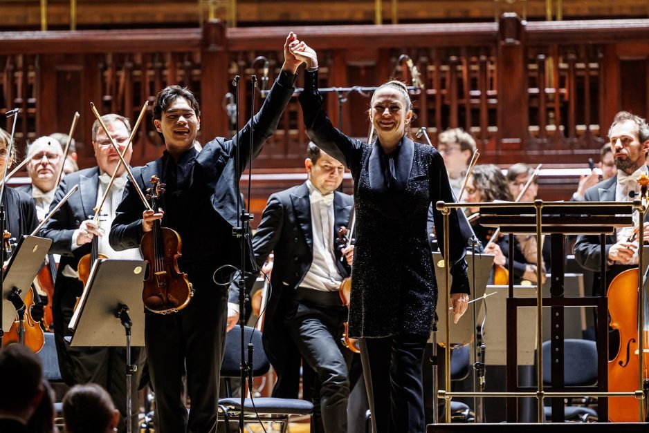 Timothy Chooi, Alevtina Ioffe a Symfonický orchestr Českého rozhlasu (foto Michal Fanta)