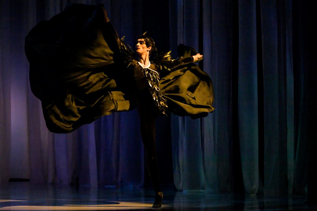 Petr Iljič Čajkovskij: Labutí jezero – Aurélien Jeandot (zdroj Moravské divadlo Olomouc)