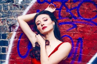 Fleur Barron (zdroj IMG Artists)