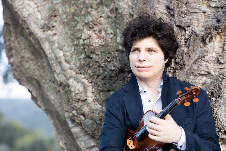 Augustin Hadelich (foto Suxiao Yang)