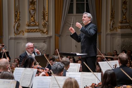 Daniel Raiskin, 26. února 2026, Koncertní síň Slovenské filharmonie, Bratislava (zdroj Slovenská filharmonie, foto A. Trizuljak)