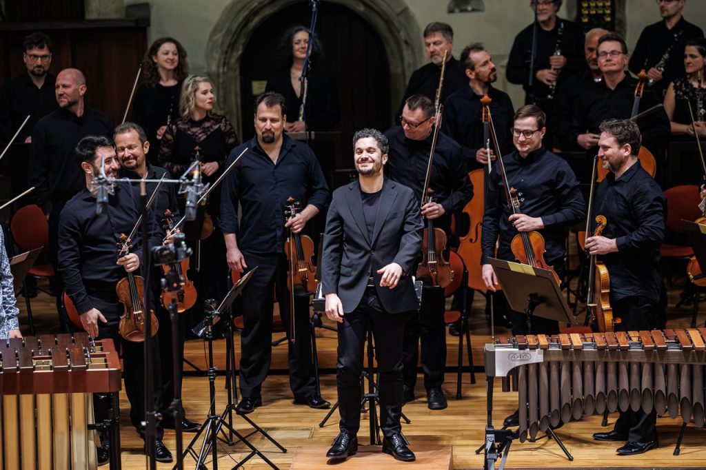 Symfonický orchestr Českého rozhlasu: Koncerty pro marimbu, 12. března 2026, Betlémská kaple – Andrés Maurette O’Brien, Symfonický orchestr Českého rozhlasu (foto Michal Fanta)