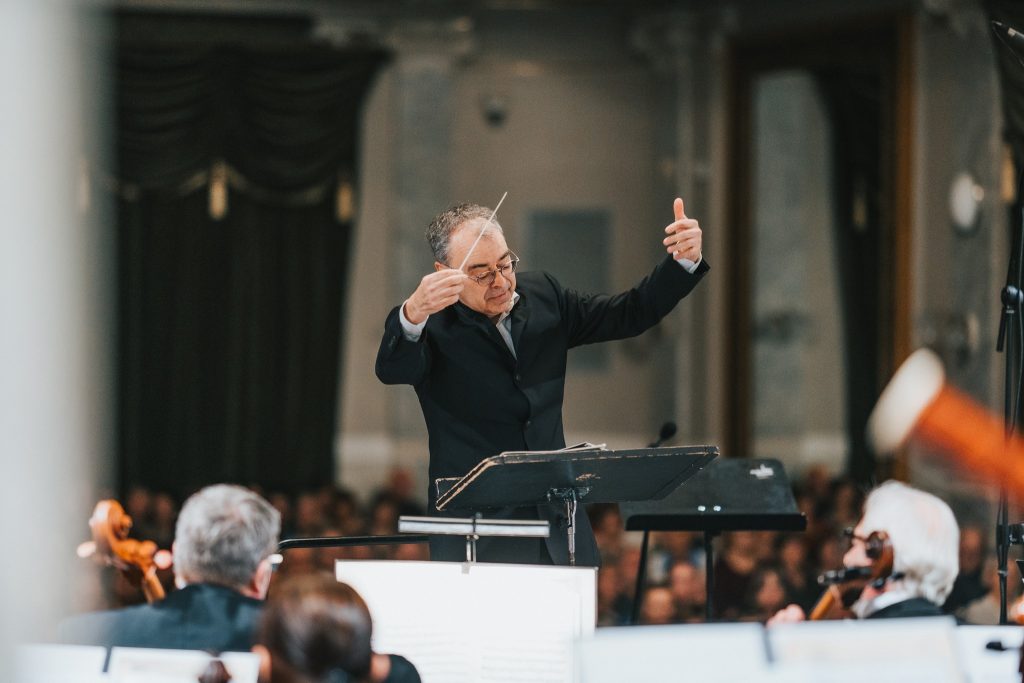 Smetanovské dny: Rossini Gala & Marina Viotti, 26. února 2026, Měšťanská beseda, Plzeň – Jan Schultsz a Plzeňská filharmonie (foto Jan Růžička)