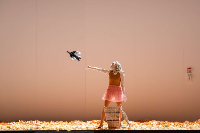 Leoš Janáček: Příhody lišky Bystroušky, Staatsoper Unter den Linden (foto Monika Rittershaus)