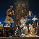 Petr Iljič Čajkovskij: Evžen Oněgin – Róbert Remeselník, Jolana Fogašová, sbor Opery SND, Slovenské národní divadlo, 2026 (zdroj Slovenské národní divadlo, foto Anton Sládek)