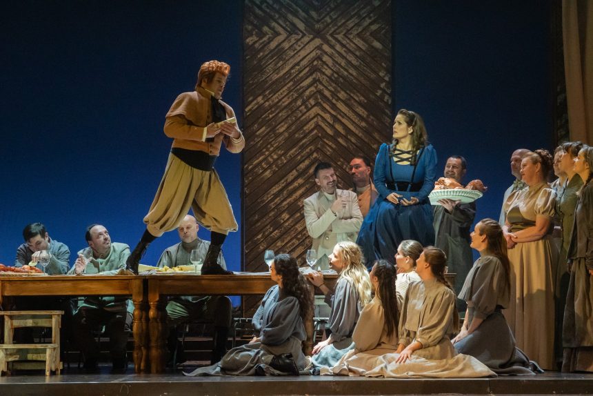 Petr Iljič Čajkovskij: Evžen Oněgin – Róbert Remeselník, Jolana Fogašová, sbor Opery SND, Slovenské národní divadlo, 2026 (zdroj Slovenské národní divadlo, foto Anton Sládek)