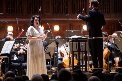 Veronika Rovná, Jiří Habart, Symfonický orchestr Českého rozhlasu, 2. března 2026, Obecní dům, Praha (zdroj Symfonický orchestr Českého rozhlasu, foto Michal Fanta)