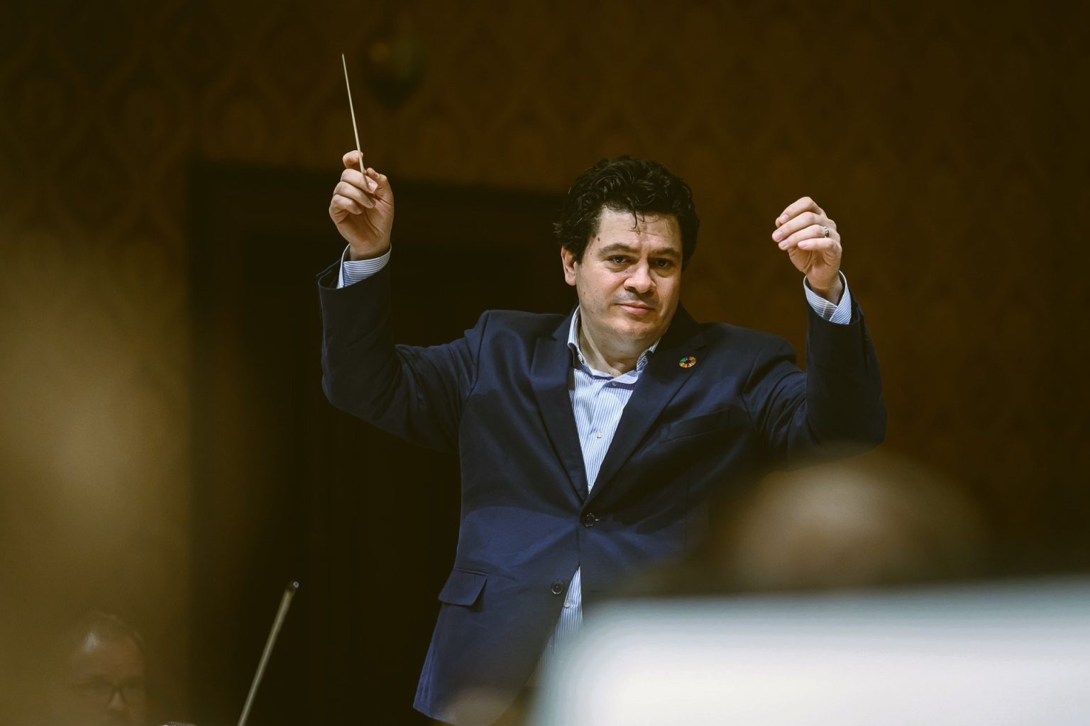 Cristian Măcelaru (zdroj Česká filharmonie)