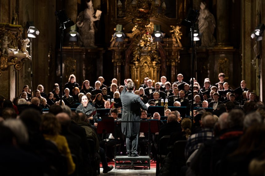Zahajovací koncert 33. ročníku Velikonočního festivalu duchovní hudby – Simona Šaturová, Jaroslav Kyzlink, Filharmonie Brno, Pražský filharmonický sbor, 29. března 2026, kostel sv. Janů, Brno (zdroj Velikonoční festival duchovní hudby, foto Jan Prokopius)