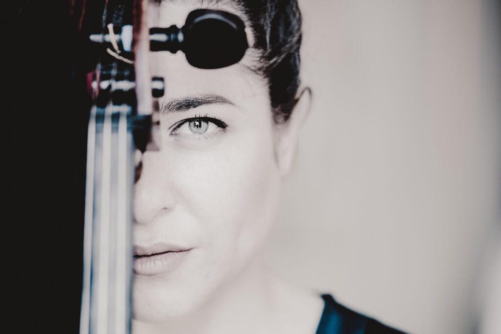 Alisa Weilerstein (foto Marco Boggreve)