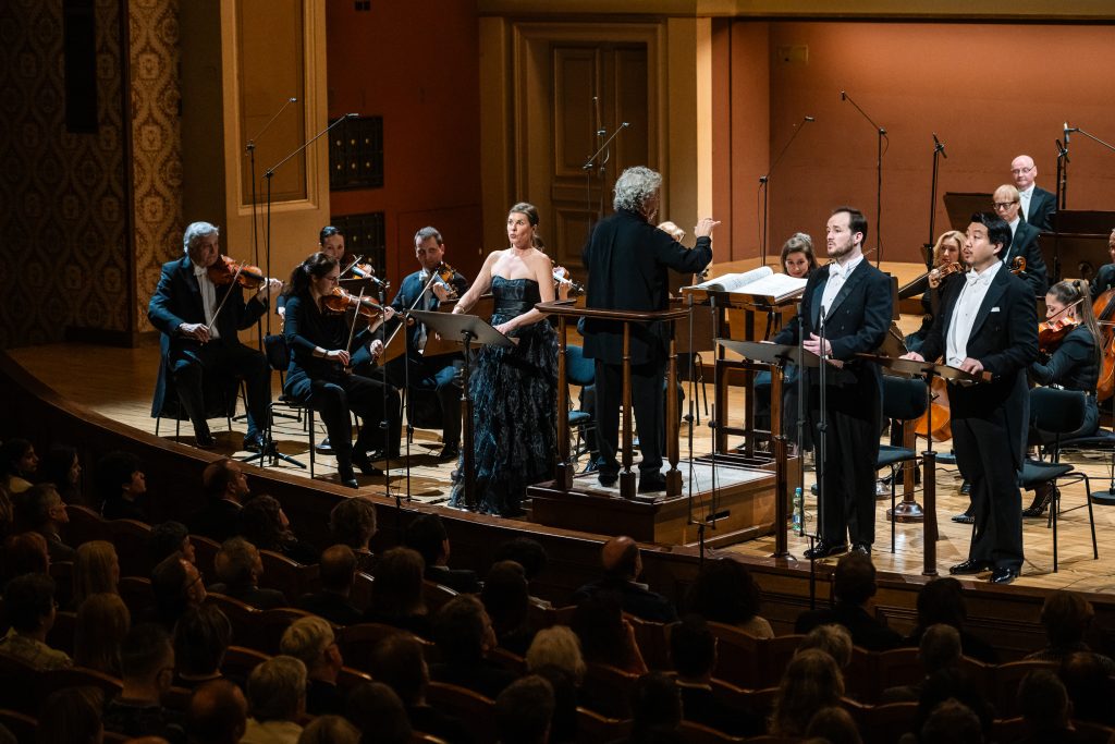 Stefanie Irányi, Semjon Byčkov, Eric Finbarr Carey, Jongmin Park, Česká filharmonie, 18. března 2026, Rudolfinum, Dvořákova síň, Praha (zdroj Česká filharmonie, foto Jan Kantor)