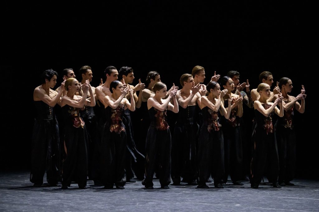 Marco Goecke: Lovebirds, Balet Národního divadla (foto Serghei Gherciu)