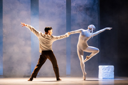 Jan Jirásek: Sněhová královna, Jihočeské divadlo – Valerio Testoni, Mai Iwamoto (foto Petr Zikmund)