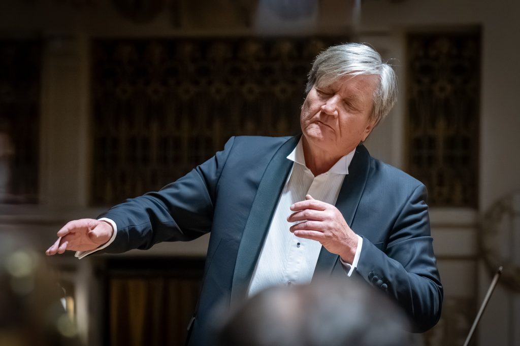 Beethoven – Osudová, 18. března 2026, Obecní dům, Smetanova síň, Praha – Marko Letonja (foto Ivan Malý)