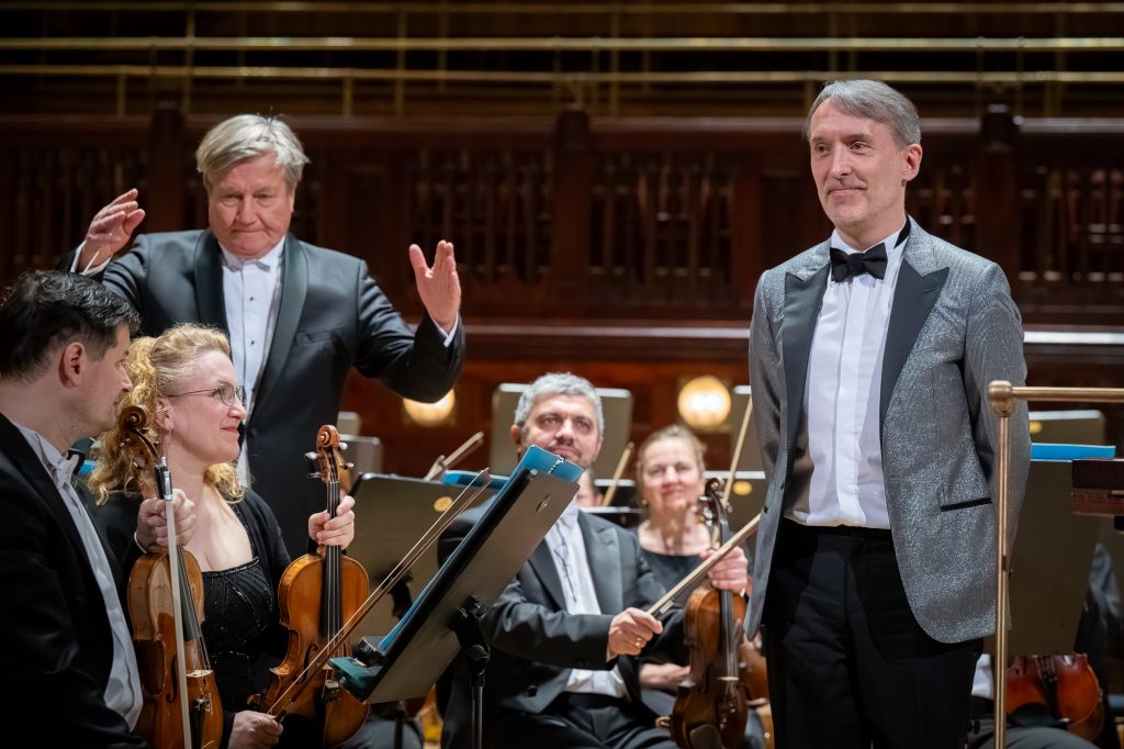 Beethoven – Osudová, 18. března 2026, Obecní dům, Smetanova síň, Praha – Marko Letonja a Olivier Latry (foto Ivan Malý)