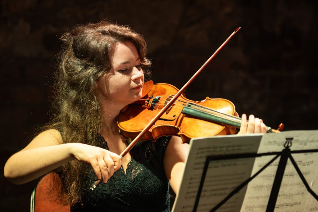 Pavel Trojan a Pavel Trojan ml. – premiéra, 17. března 2026, Studio Švandova divadla na Smíchově, Praha – Pavla Tesařová (foto Milan Mošna)