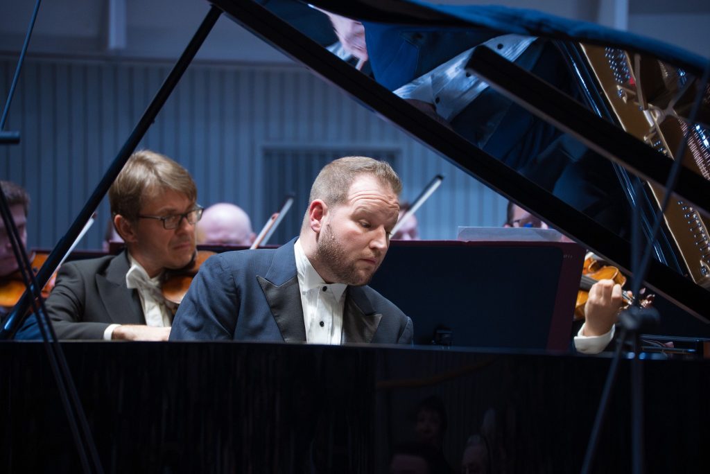 Beethovenův Třetí klavírní koncert,19. března 2026,
Koncertní sál Vesmír, Ostrava – Lukáš Vondráček (foto Petr Hrubeš)