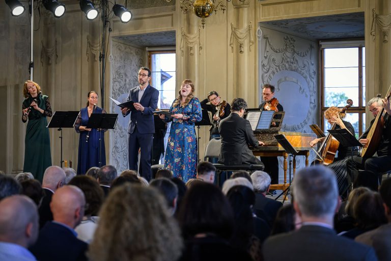 Barokní podvečery: Hail, bright Cecilia! – Vojtěch Semerád, Carine Tinney, Collegium Marianum, 16. dubna 2026, Lobkowiczký palác, Císařský sál, Praha (foto Petra Hajská)