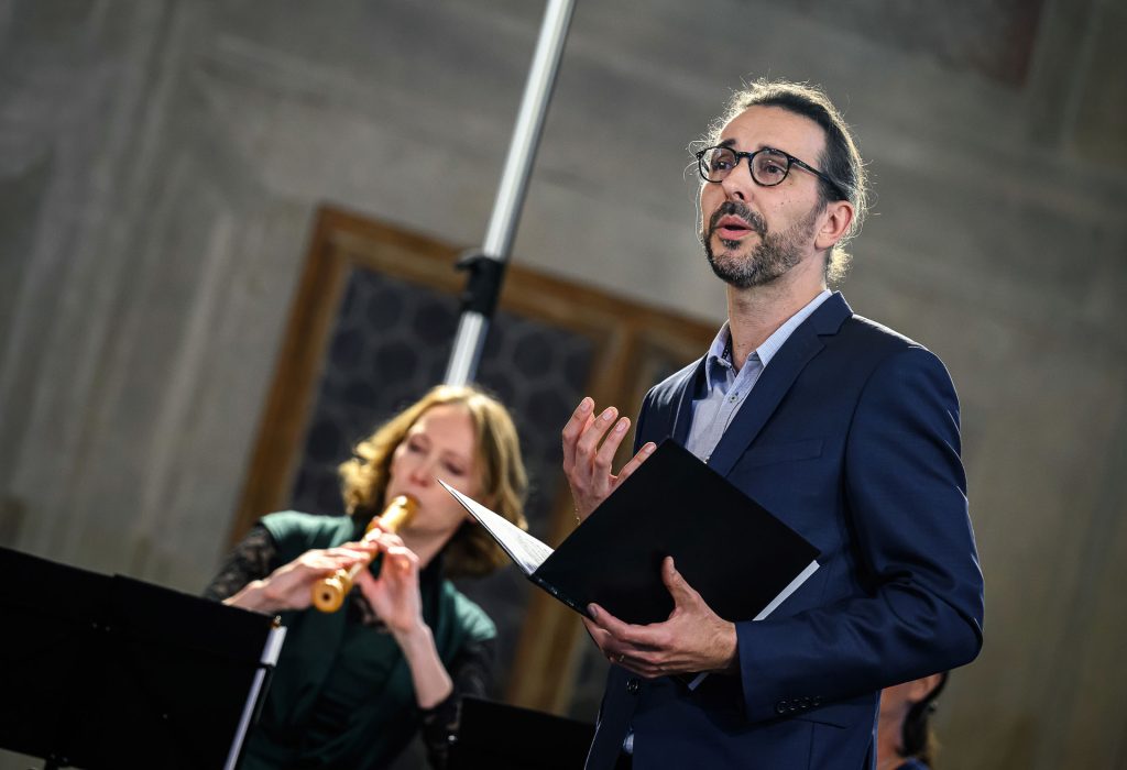 Barokní podvečery: Hail, bright Cecilia! – Vojtěch Semerád, Collegium Marianum, 16. dubna 2026, Lobkowiczký palác, Císařský sál, Praha (foto Petra Hajská)