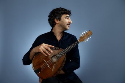 Avi Avital (Foto Harald Hoffmann)