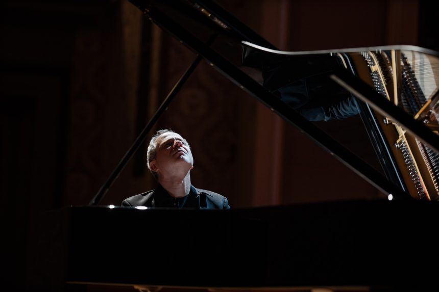 Piotr Anderszewski – Klavírní recitál, 25. Dubna 2026, Rudolfinum, Dvořákova síň – Piotr Anderszewski (foto Hana Görlich)