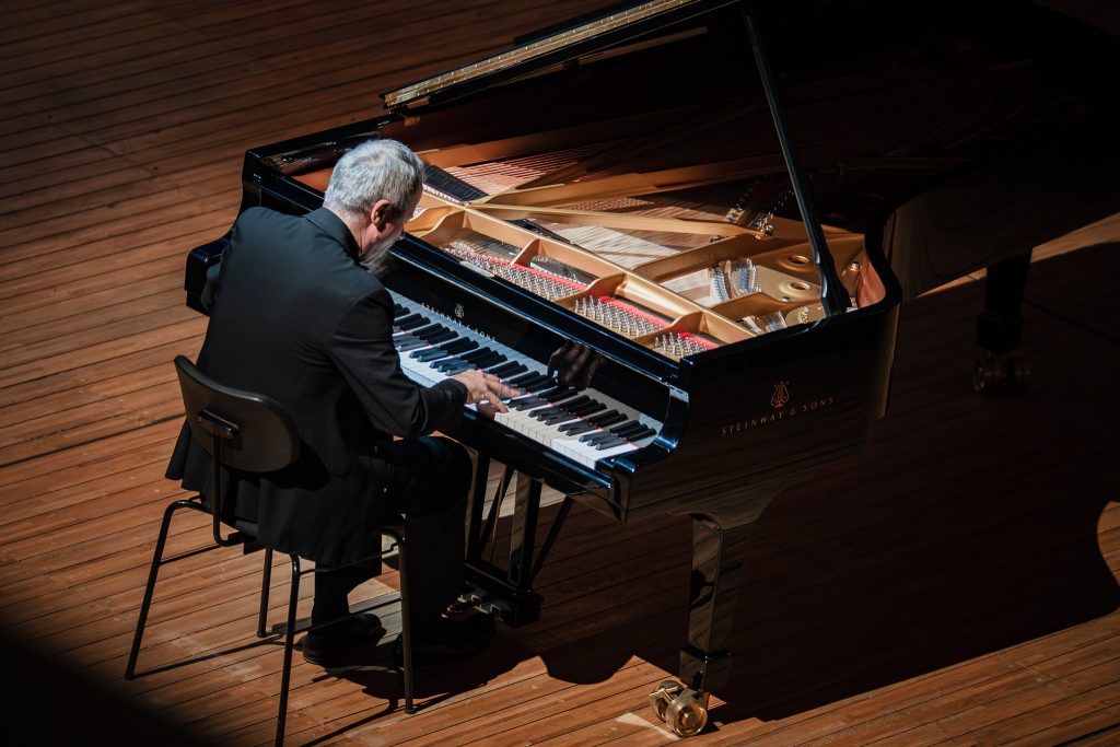 Piotr Anderszewski – Klavírní recitál, 25. Dubna 2026, Rudolfinum, Dvořákova síň – Piotr Anderszewski (foto Hana Görlich)