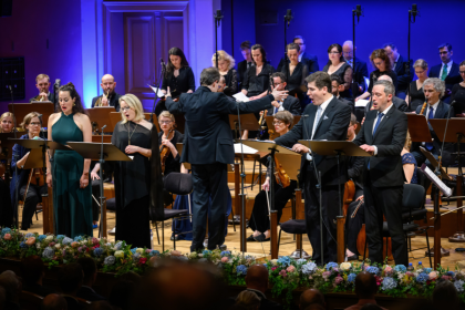 Pražské jaro 2026: Marie Seidler, Lydia Teuscher, Aapo Häkkinen, Patrick Grahl, Cornelius Uhle, Helsinki Baroque Orchestra, Purcell Choir, 21. května 2026, Dvořákova síň, Rudolfinum, Praha (zdroj Pražské jaro, foto Petra Hajská)