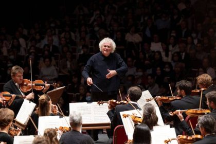 Sir Simon Rattle (foto Astrid Ackermann)