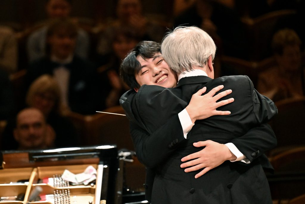 Pražské jaro 2026: Finále soutěže: klavír, 14. května 2026, Rudolfinum – Dvořákova síň, Praha –  Sehyeok Son a Petr Altrichter (foto Petra Hajská)